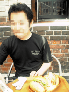 a0006605_18152925.gif