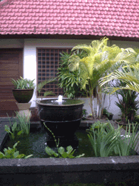 d0038319_9265793.gif