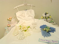 5/18〜23 北/布花達のおしゃべり展 南/藤井哲信ガラス展_f0106896_173448.jpg