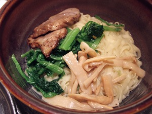 光麺＠上野店_d0025605_1993011.jpg