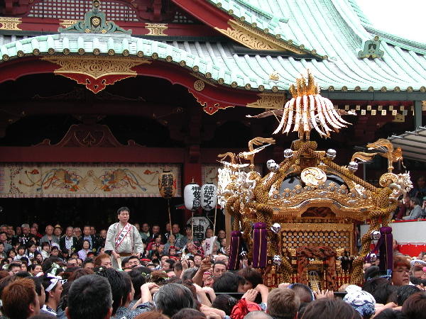 神田祭・宮入り_e0035646_121892.jpg