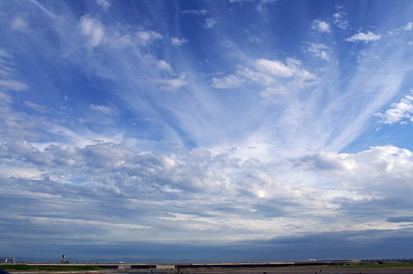 夏待ち空_f0055285_19435480.jpg