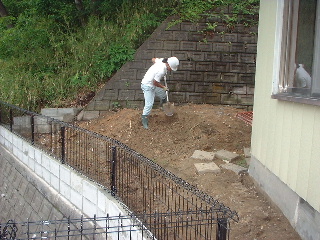 フェンス大詰め_f0031037_17433130.jpg