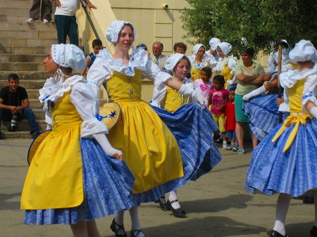 ニースの5月祭り : フランス工房ジャーナル