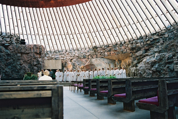 テンペリアウキオ Temppeliaukio Church (1969) Timo / Tuomo Suomarainen / Helsinki Finland  No.4/12_c0044801_11445819.jpg