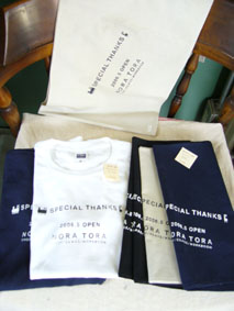 SPECIAL THANKSなTシャツと手ぬぐい_e0035344_1220169.jpg