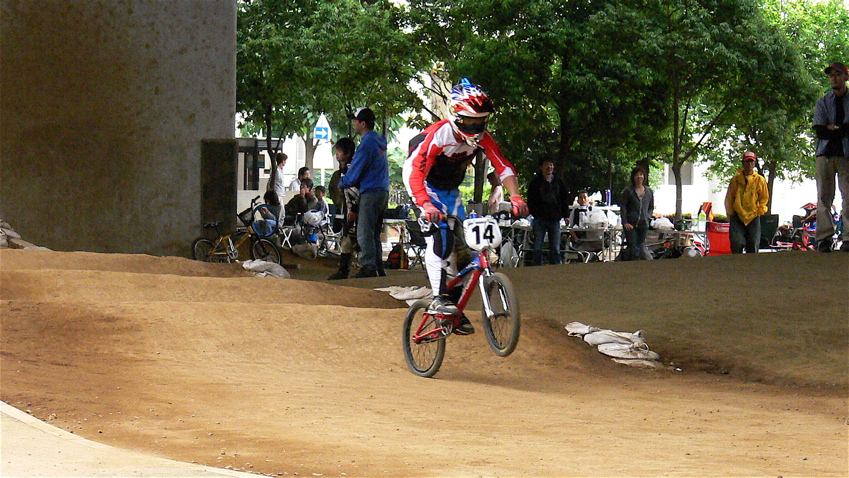 JOSF６月川口ゴリラ公園定期戦VOL2　BMXエキスパートクラス予選〜決勝_b0065730_042345.jpg