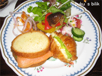 f0015072_16352857.gif