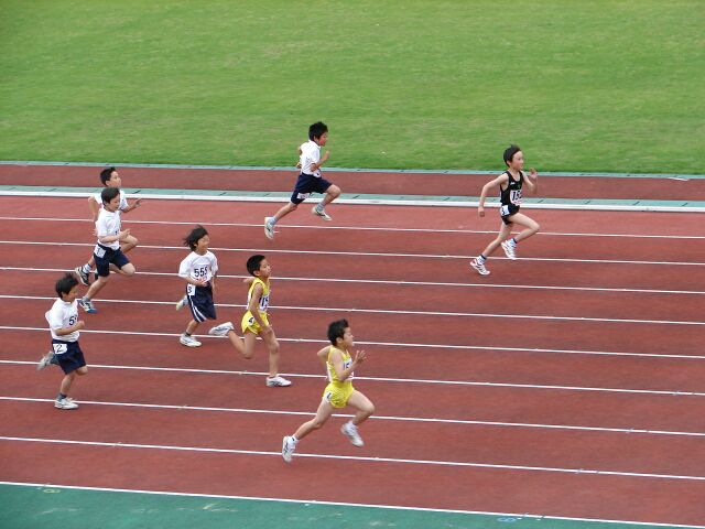 第２２回　伊勢市小学生陸上競技大会_b0077683_1718255.jpg