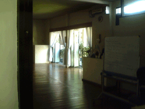d0038319_917294.gif