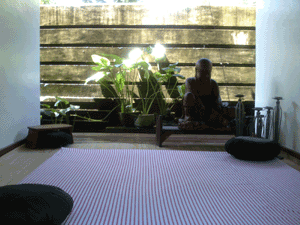 d0038319_9221721.gif