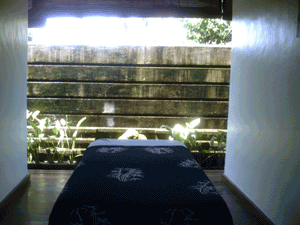 d0038319_9243560.gif