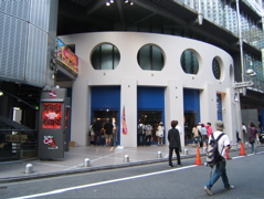 ヨシモト∞ホールと渋谷BEAM_c0004024_128624.jpg