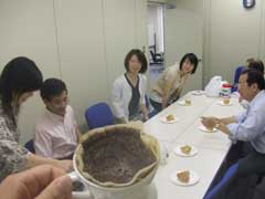 究極のコーヒー コピ ルアーク (その2)_b0054727_2251161.jpg