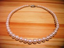 un collier de  perles fausses フェイクパール_b0083998_012662.jpg