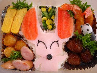 フェネギーくん弁当　(息子用）_f0014107_22145369.jpg