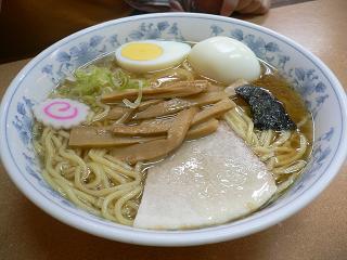 大勝軒 （世田谷区野沢／ラーメン）_a0029277_1121525.jpg