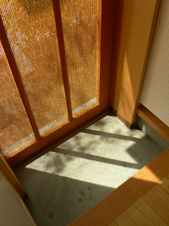 ＯＭソーラーハウス国領の家　　開口・窓・建具_b0014003_2022499.jpg