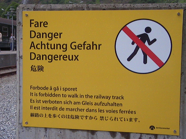 f0038407_1681837.jpg