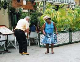 CUBA ・ Havana 旧市街地でスローにウキウキ_a0074049_6195274.jpg