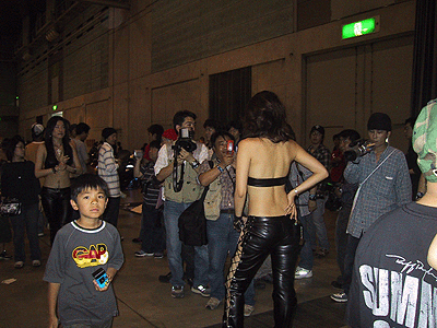 f0035431_212011100.gif