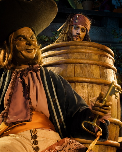 キャプテン・ジャックスパロウ登場 : オールドディズニーファンの