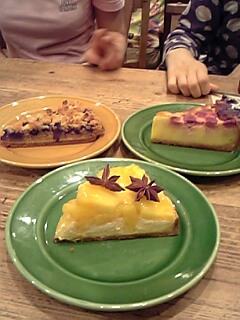 ケーキで乾杯☆_b0084964_19502033.jpg