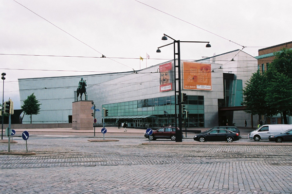 F33-キアスマ  KIASMA  Museum of Contemporary Art (1993~98) Steven Holl / Helsinki Finland  No.1/37_c0044801_19174217.jpg