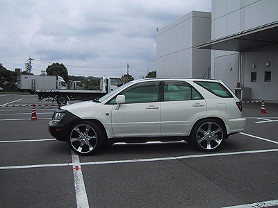 f0035431_2372794.gif