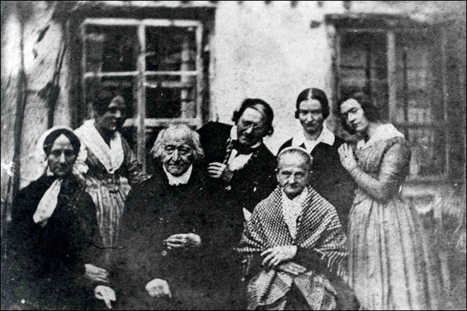 モーツァルトの妻コンスタンツェ、７８歳の写真公表_d0066343_19282218.jpg