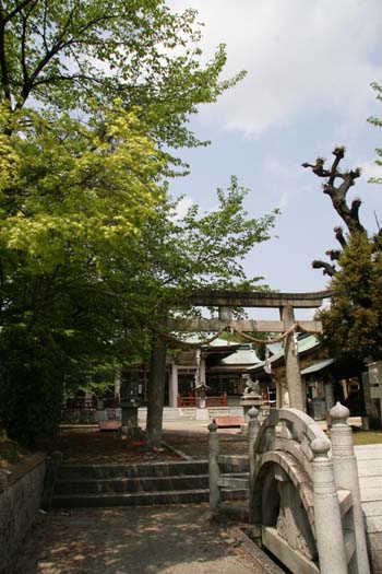 神社にて_a0076043_0205594.jpg