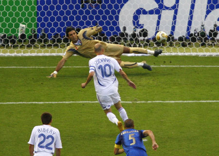 ドイツｗ杯決勝 ラストダンスはヘッドバット 温故知新