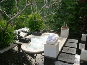 d0038319_13571235.gif