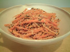 にんじんの黒ゴマ明太 忙しくてもおいしいごはんを作りたいのだ にんじんの黒ゴマ明太 忙しくてもおいしいごはんを作りたいのだ