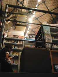 「451Books」”自分の”本を見つけるという幸せ_a0017350_2211021.jpg