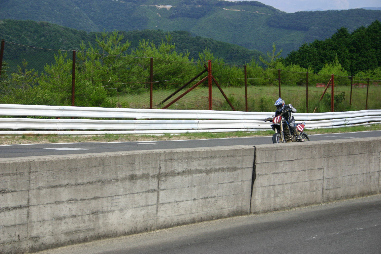 a0048323_23251851.jpg