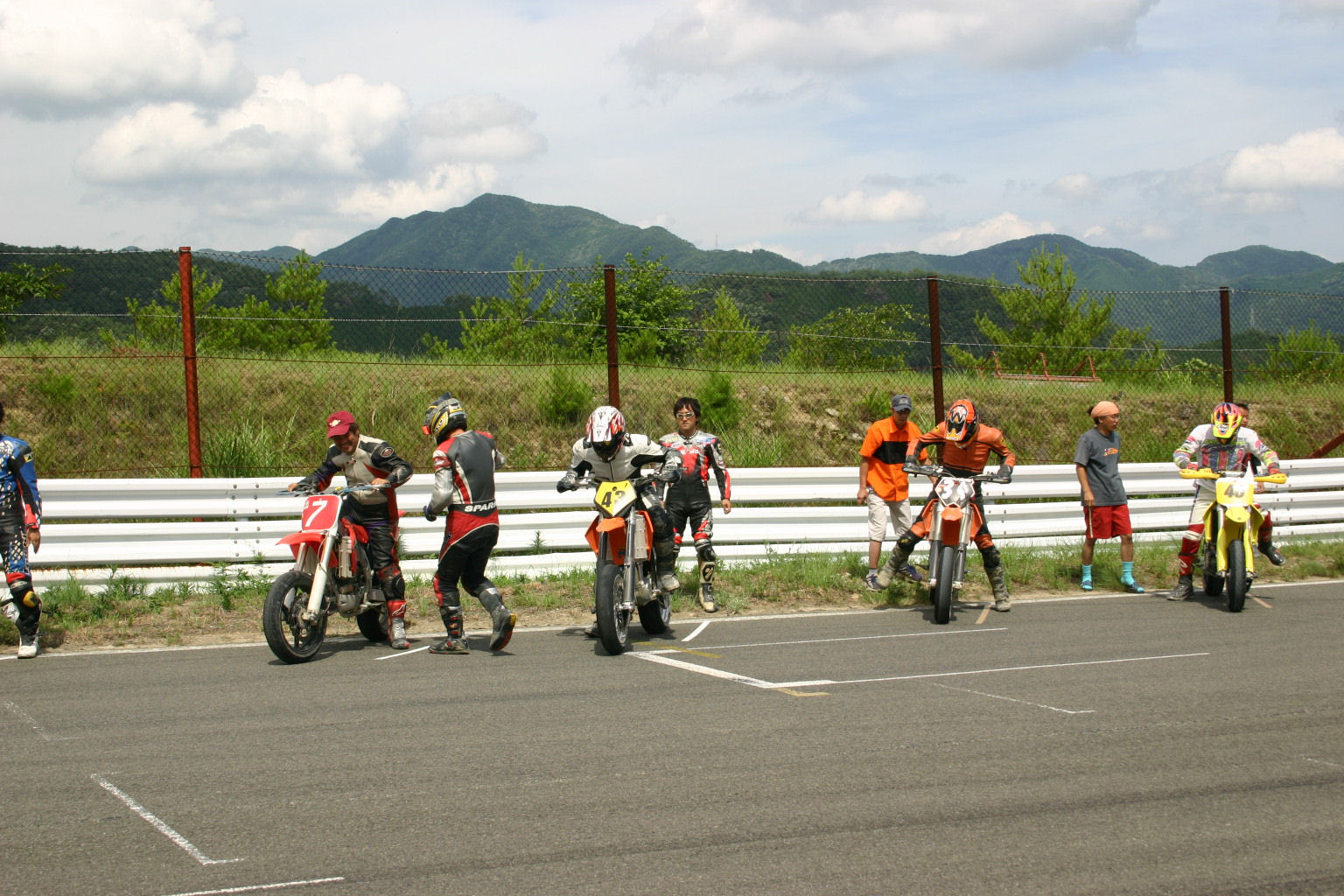 a0048323_23411579.jpg