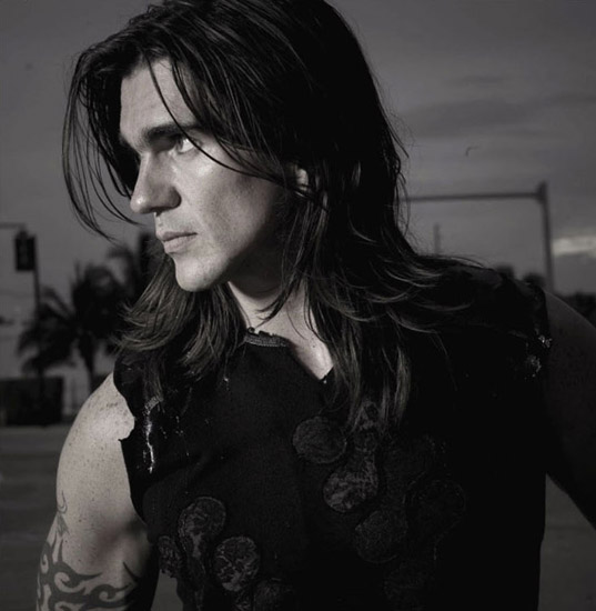 シンガーソングライター フアネス(Juanes) 迷い人の雑記帳