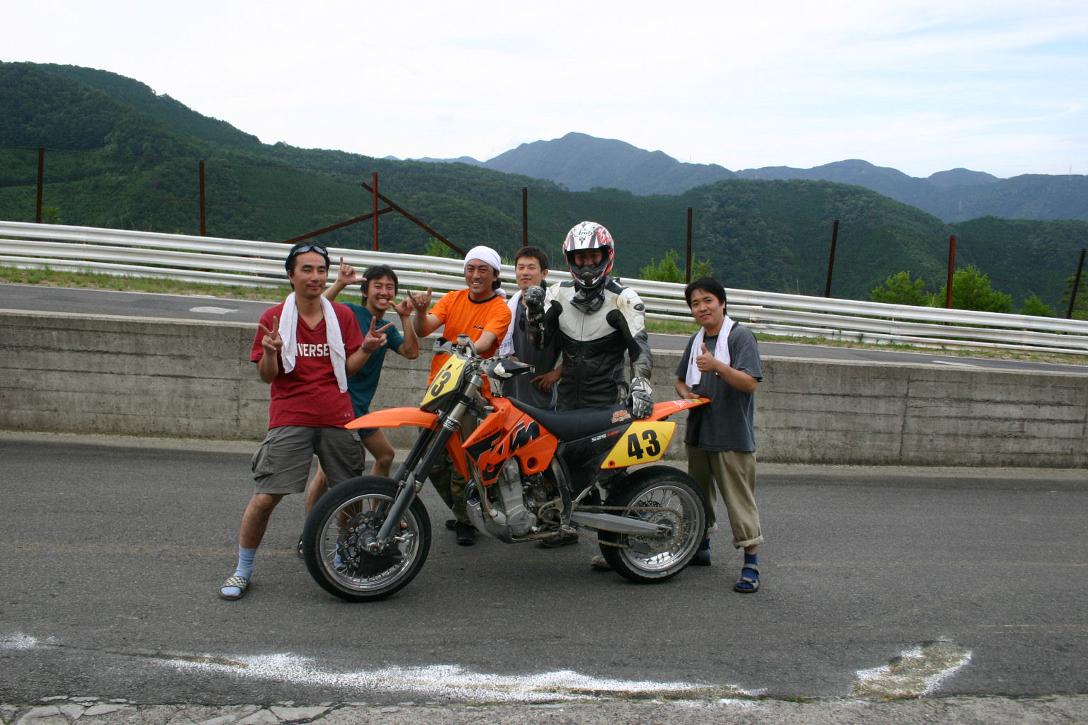 a0048323_075260.jpg
