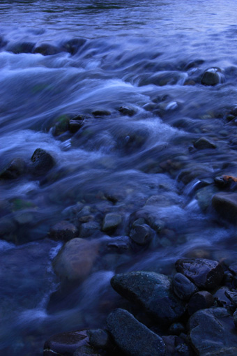 水の表情を撮る!_f0100215_0552868.jpg
