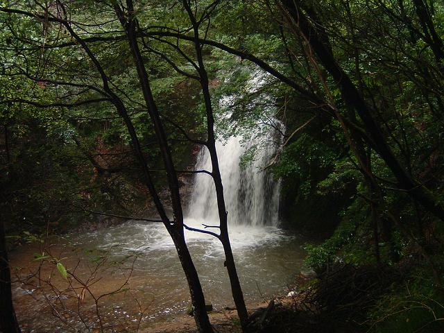 地図に無い滝・品の滝_f0088569_0582567.jpg