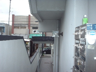 塗装工事・ビルの階段_f0031037_19192635.jpg