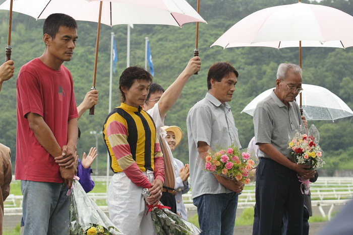 競馬の鉄人・佐々木竹見元騎手_a0077663_1834283.jpg