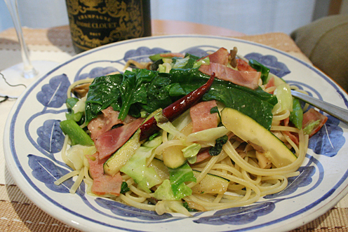 夏の野菜に合う調味料はなんといっても塩で、それに合うワインはなんといってもシャンパーニュだと確信。_c0039783_19593841.jpg