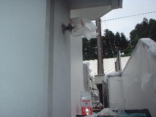 ビルの階段塗装工事_f0031037_1729516.jpg