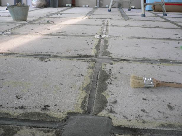 目地モルタル埋め 目指せシンプルモダンな家
