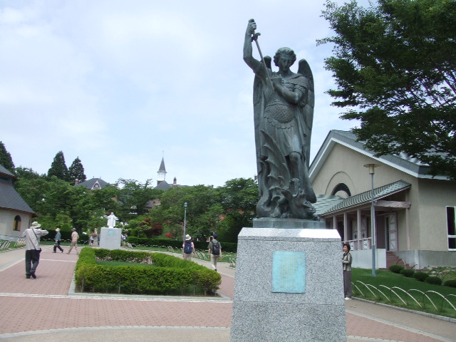 e0050801_14346.jpg
