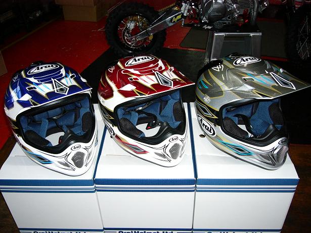アライV-CROSS3ウィンダム入荷 : モトスペースのニュース