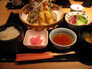 f0039933_2246494.jpg