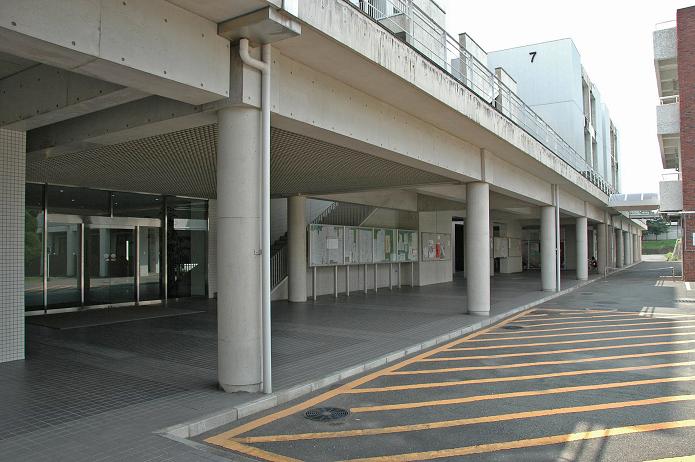 福岡女子短期大学・福岡国際大学_a0042310_1585967.jpg